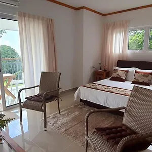 Апартаменты Le Chant De Merle Self -catering And, Маэ
